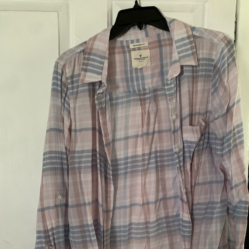 American eagle plaid button down